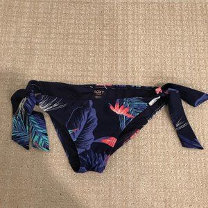swimsuit bottoms